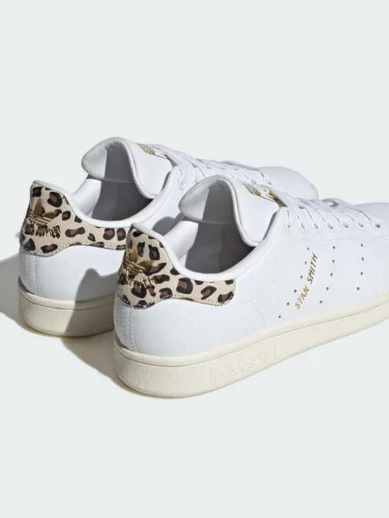 Women's Adidas Sam Smith Lace Up Sneakers New With Tags - Picture 3 of 11